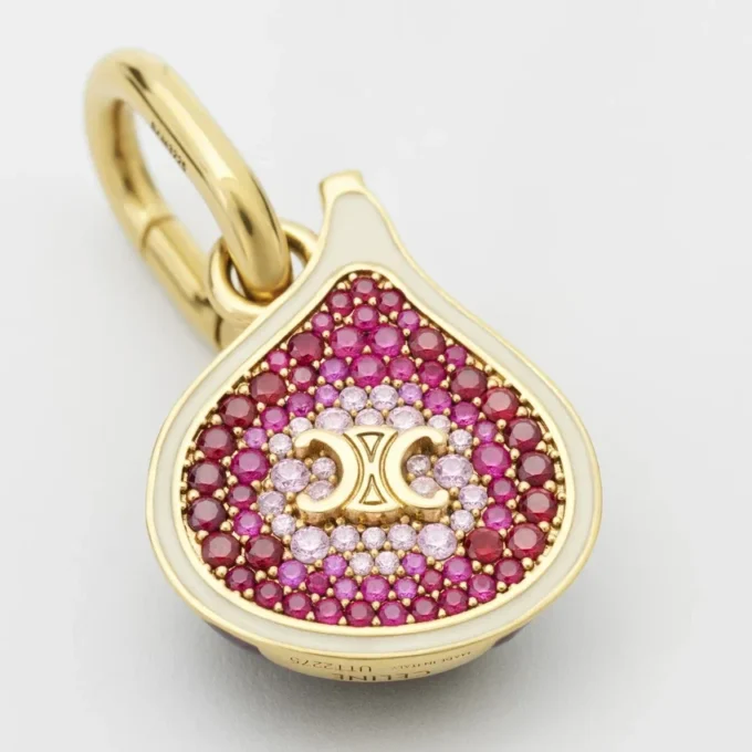 Anhänger in Form einer Feige aus Messing mit Goldfinish, Emaille und Strass Anhänger in Form einer Feige aus Messing mit Goldfinish, Emaille und Strass