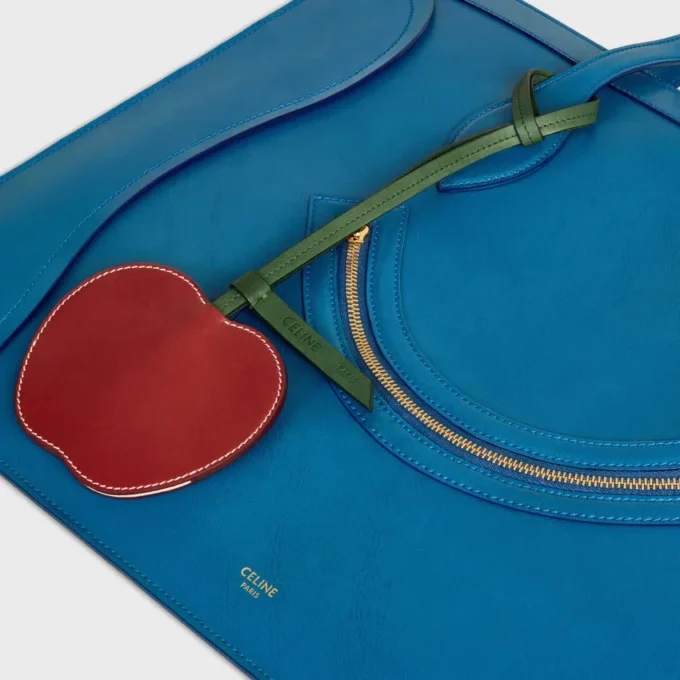 Apple-Schlüsselanhänger aus glattem Lammleder