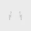 Asymmetrische Triomphe-Creolen aus Messing mit Rhodium-Finish Asymmetrische Triomphe-Creolen aus Messing mit Rhodium-Finish