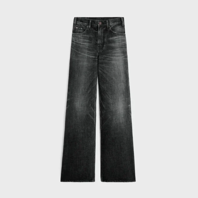 Ausgestellte Surf-Jeans aus Black Ice Rinse Denim Ausgestellte Surf-Jeans aus Black Ice Rinse Denim