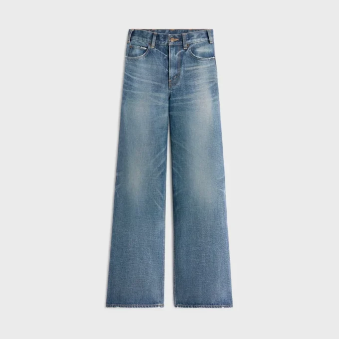 Ausgestellte Surf-Jeans aus Union-Wash-Denim Ausgestellte Surf-Jeans aus Union-Wash-Denim