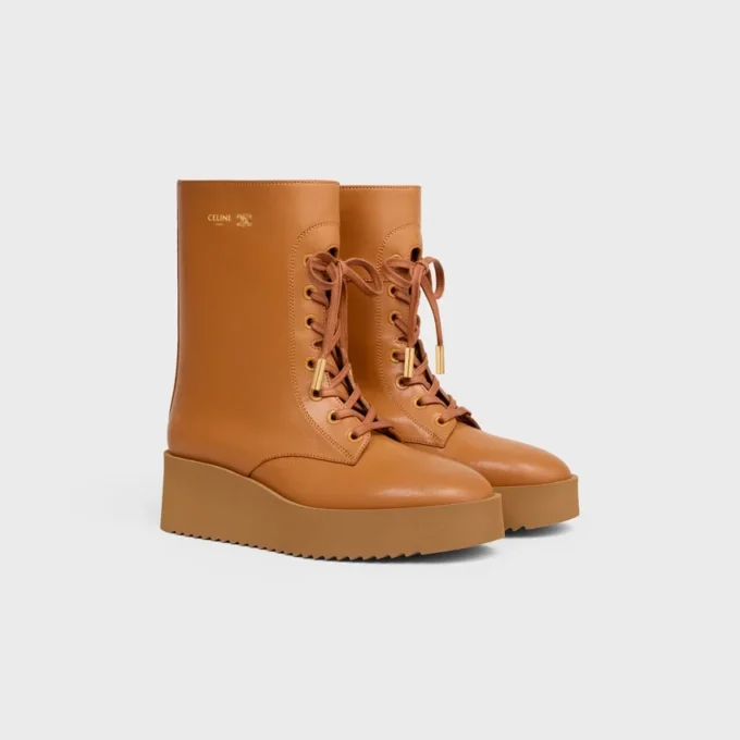 Austin Schnürstiefel aus glänzendem Kalbsleder Austin Schnürstiefel aus glänzendem Kalbsleder