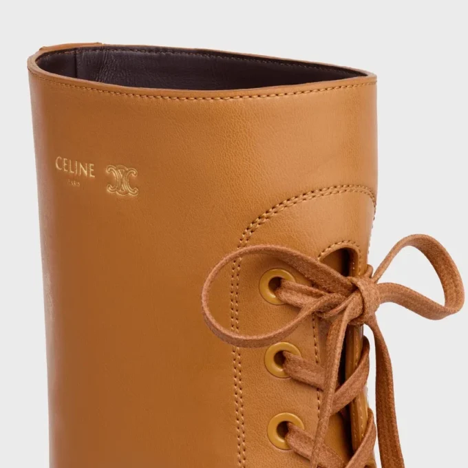 Austin Schnürstiefel aus glänzendem Kalbsleder Austin Schnürstiefel aus glänzendem Kalbsleder