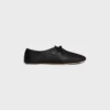Ballerina-Schuh mit Schnürung aus Lammleder Ballerina-Schuh mit Schnürung aus Lammleder