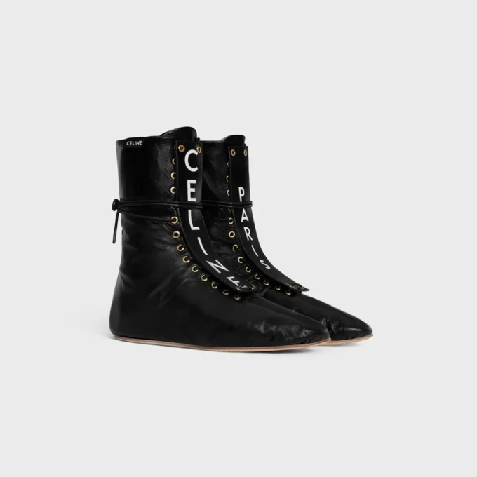 Ballet High – Schnürstiefel aus Lammleder Ballet High – Schnürstiefel aus Lammleder