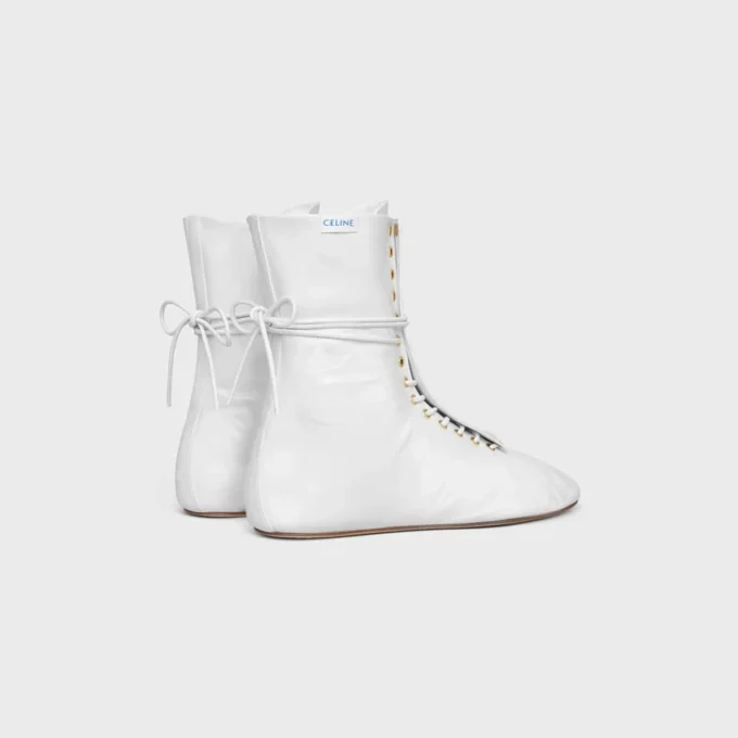 Ballet High – Schnürstiefel aus Lammleder Ballet High – Schnürstiefel aus Lammleder