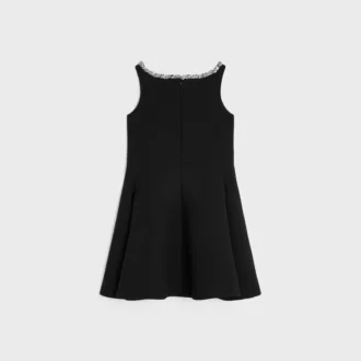 Besticktes Kleid aus doppeltem Wollkrepp