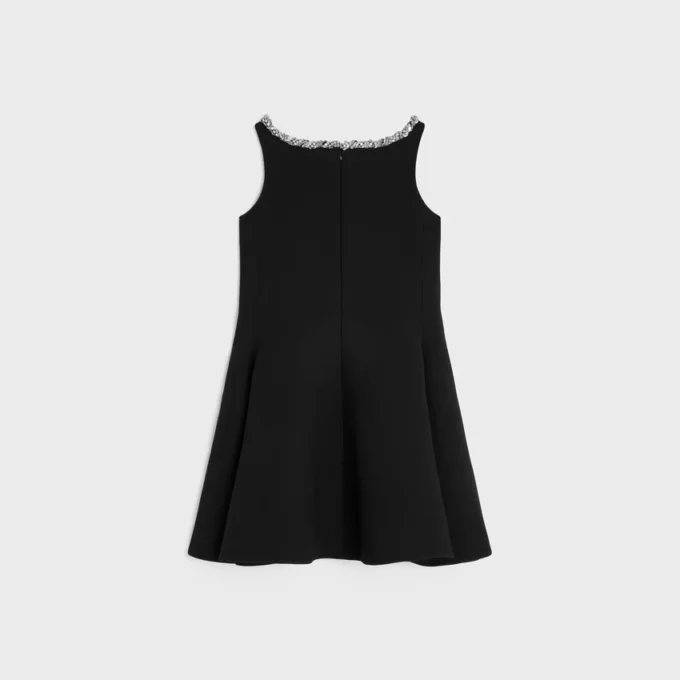 Besticktes Kleid aus doppeltem Wollkrepp