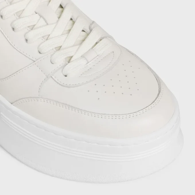 Block-Keil-Sneaker aus Kalbsleder Block-Keil-Sneaker aus Kalbsleder