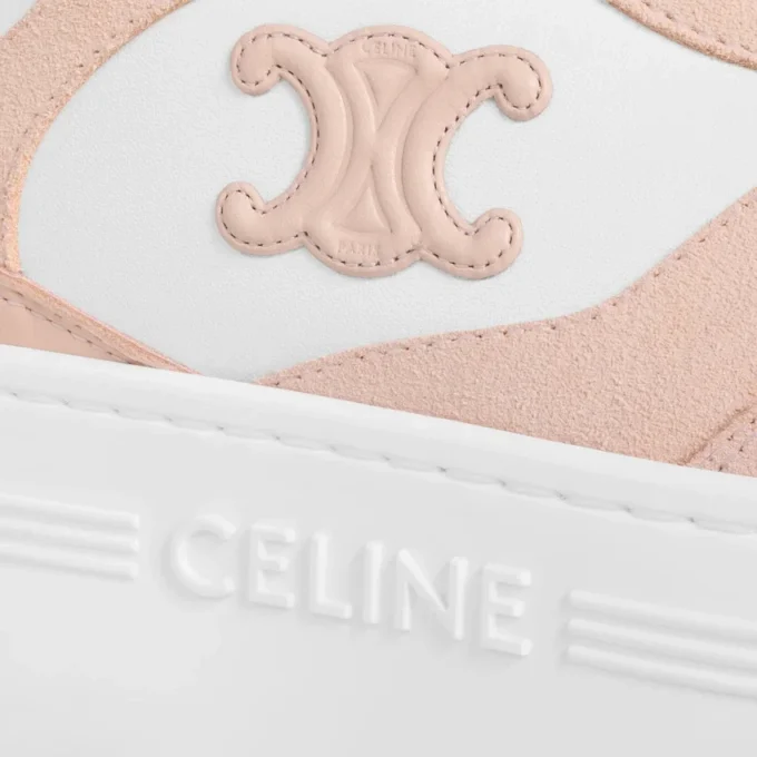 Block-Keil-Sneaker aus Kalbsleder und Kalbsveloursleder Block-Keil-Sneaker aus Kalbsleder und Kalbsveloursleder