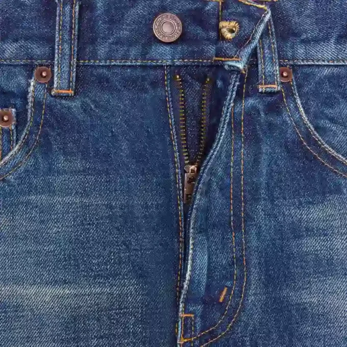 Bootcut-Jeans aus Dark Union Wash Denim Bootcut-Jeans aus Dark Union Wash Denim