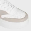 CELINE – Block-Sneaker mit Triomphe-Motiv aus Kalbsleder CELINE – Block-Sneaker mit Triomphe-Motiv aus Kalbsleder