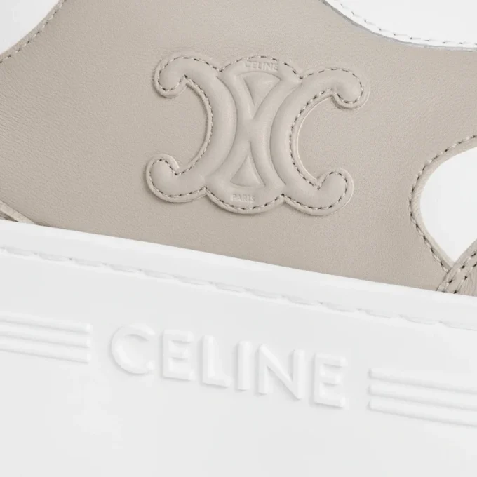 CELINE – Block-Sneaker mit Triomphe-Motiv aus Kalbsleder CELINE – Block-Sneaker mit Triomphe-Motiv aus Kalbsleder
