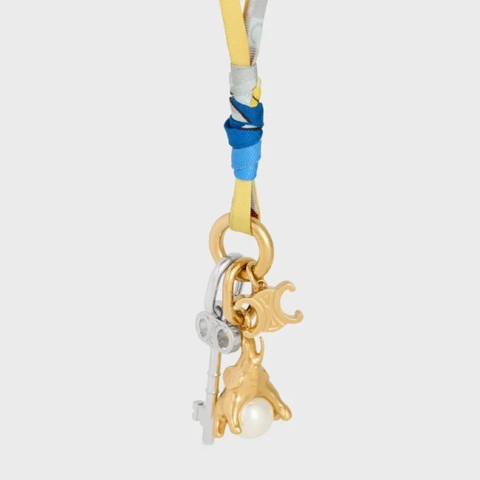 CELINE Charms Cordon-Halskette aus Seide und Messing mit Goldfinish CELINE Charms Cordon-Halskette aus Seide und Messing mit Goldfinish