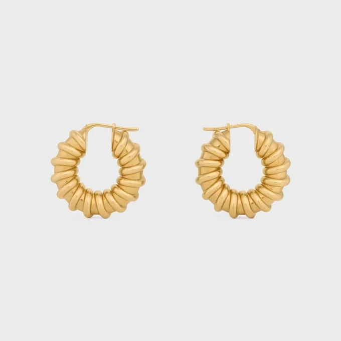 CELINE Dafila Torsade Creolen aus Messing mit Goldfinish CELINE Dafila Torsade Creolen aus Messing mit Goldfinish