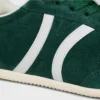 CELINE Jogger Low Schnürsneaker mit Triomphe-Motiv aus Wildleder und Kalbsleder CELINE Jogger Low Schnürsneaker mit Triomphe-Motiv aus Wildleder und Kalbsleder