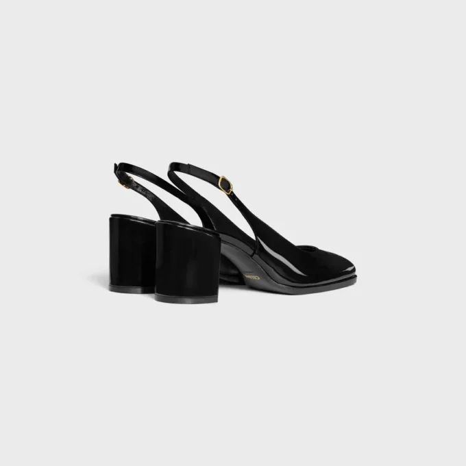 CELINE Lily Perforated Triomphe Slingback aus lackiertem Kalbsleder CELINE Lily Perforated Triomphe Slingback aus lackiertem Kalbsleder
