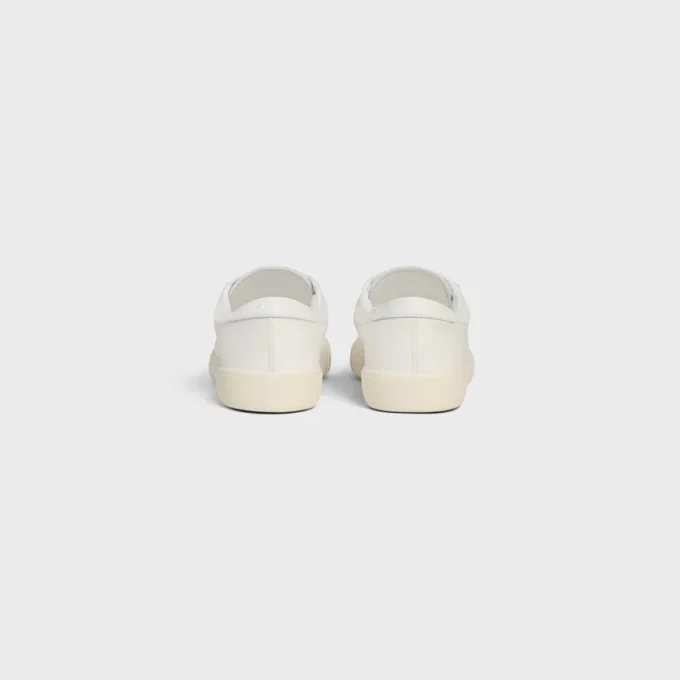 CELINE Lou Low Schnürsneaker mit Triomphe-Logo aus Canvas und Kalbsleder CELINE Lou Low Schnürsneaker mit Triomphe-Logo aus Canvas und Kalbsleder