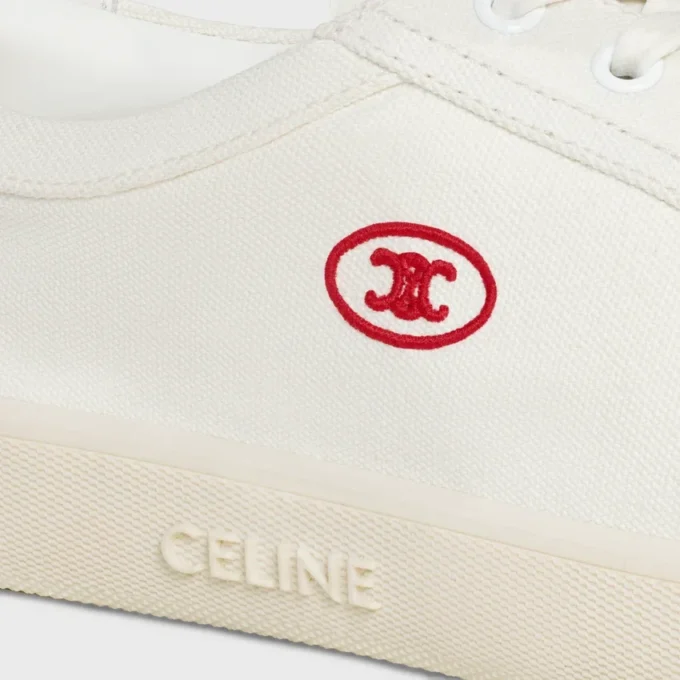 CELINE Lou Low Schnürsneaker mit Triomphe-Logo aus Canvas und Kalbsleder CELINE Lou Low Schnürsneaker mit Triomphe-Logo aus Canvas und Kalbsleder