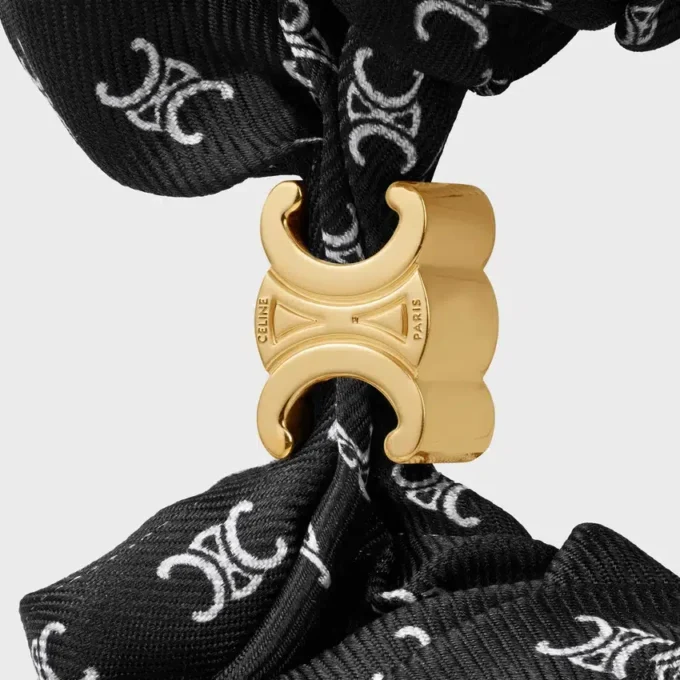 CELINE Mini Triomphe Scrunchy aus Seide und Messing mit Goldfinish