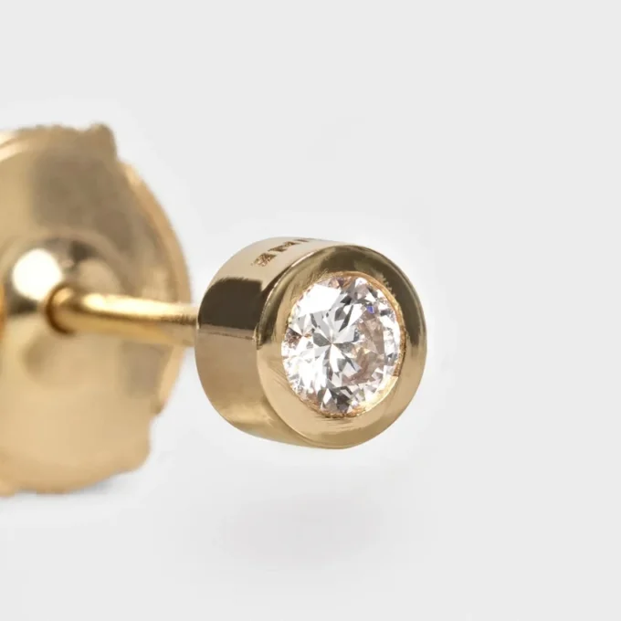 CELINE Sentimental Brillant-Ohrstecker aus Gelbgold und Diamanten CELINE Sentimental Brillant-Ohrstecker aus Gelbgold und Diamanten