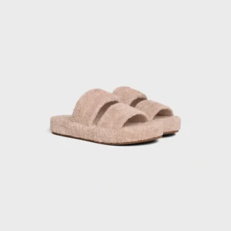 CELINE Slides Triomphe aus Sponge-Stoff CELINE Slides Triomphe aus Sponge-Stoff