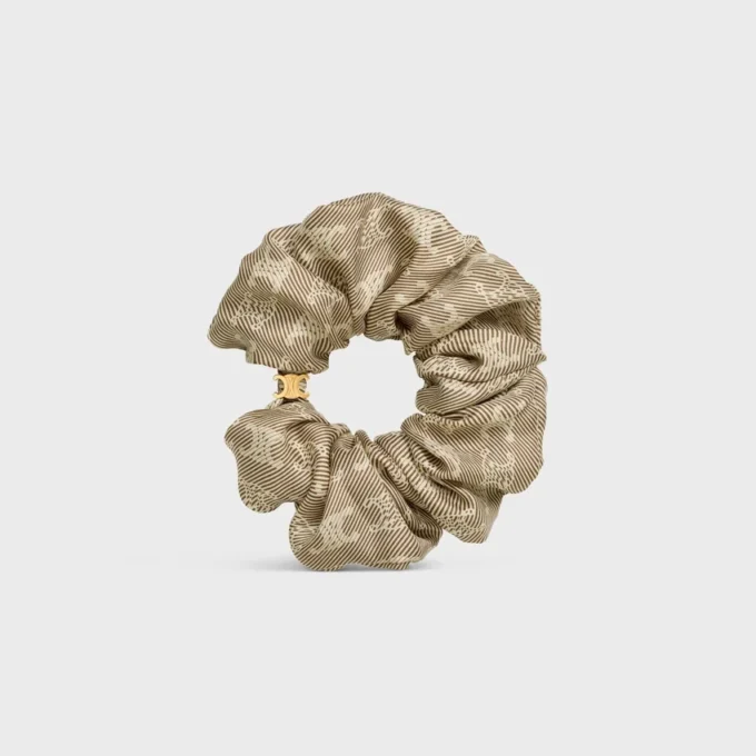 CELINE Triomphe Diagonale Scrunchy aus Seide und Messing mit Goldfinish