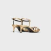 CELINE Triomphe Sandale aus laminiertem Lammleder CELINE Triomphe Sandale aus laminiertem Lammleder
