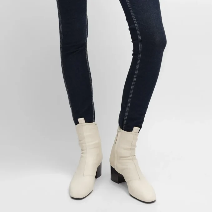 Cheri – Stiefel mit Reißverschluss aus Stretch-Lammleder Cheri – Stiefel mit Reißverschluss aus Stretch-Lammleder