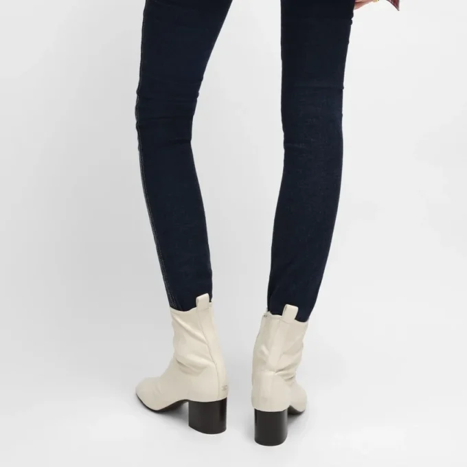 Cheri – Stiefel mit Reißverschluss aus Stretch-Lammleder Cheri – Stiefel mit Reißverschluss aus Stretch-Lammleder