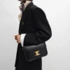 Classique Triomphe Tasche aus glänzendem Kalbsleder