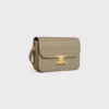 Classique Triomphe Tasche aus glänzendem Kalbsleder