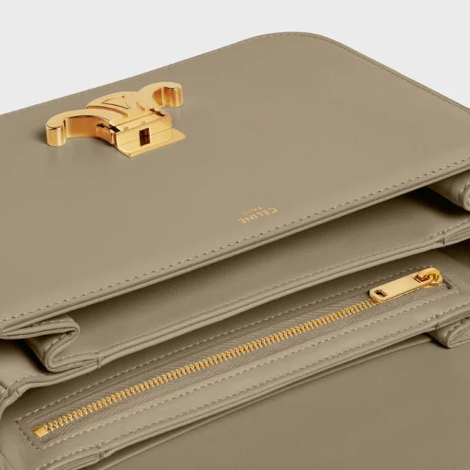 Classique Triomphe Tasche aus glänzendem Kalbsleder