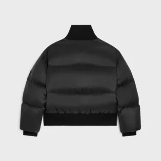 Daunenjacke aus leichtem Nylon
