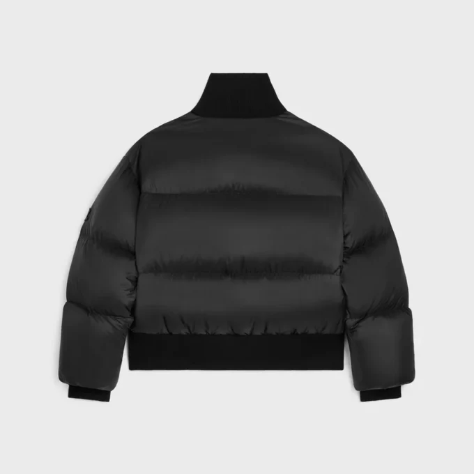 Daunenjacke aus leichtem Nylon