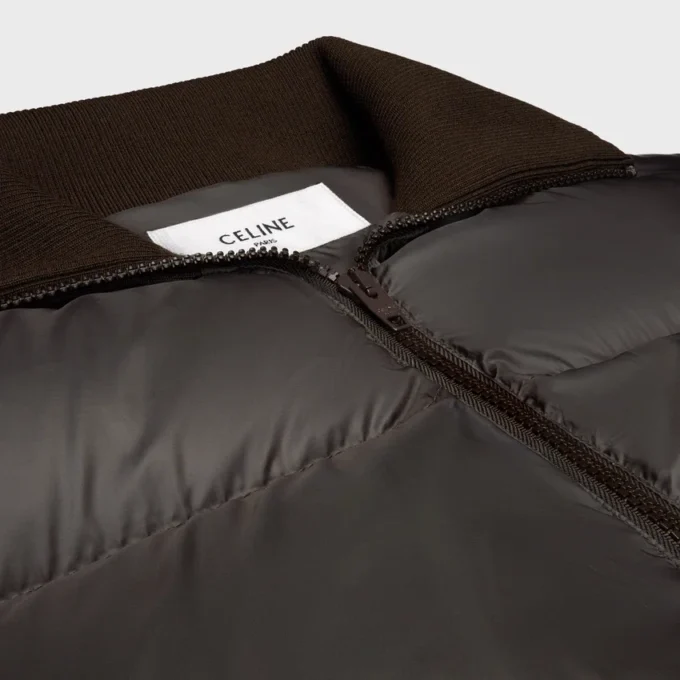Daunenjacke aus leichtem Nylon