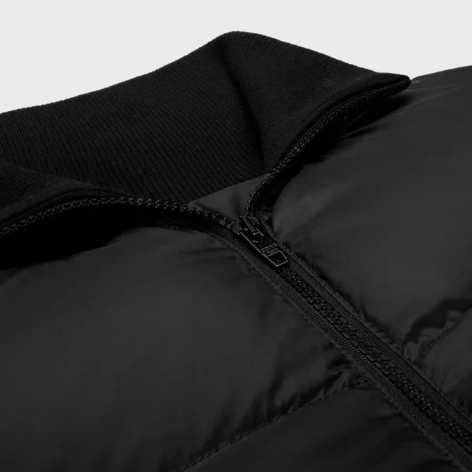 Daunenjacke aus leichtem Nylon