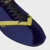 Der flache Sneaker aus Grosgrain, Samt, Kalbsveloursleder und Lammleder Der flache Sneaker aus Grosgrain, Samt, Kalbsveloursleder und Lammleder