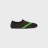 Der flache Sneaker aus Grosgrain, Samt, Ziegenveloursleder und Lammleder Der flache Sneaker aus Grosgrain, Samt, Ziegenveloursleder und Lammleder