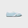 Der flache Sneaker aus Grosgrain, Samt, Ziegenveloursleder und Lammleder Der flache Sneaker aus Grosgrain, Samt, Ziegenveloursleder und Lammleder
