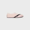 Der flache Sneaker aus Grosgrain, Samt, Ziegenveloursleder und Lammleder Der flache Sneaker aus Grosgrain, Samt, Ziegenveloursleder und Lammleder