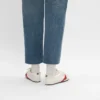 Der flache Sneaker aus Grosgrain, Samt, Ziegenveloursleder und Lammleder Der flache Sneaker aus Grosgrain, Samt, Ziegenveloursleder und Lammleder
