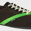 Der flache Sneaker aus Grosgrain, Samt, Ziegenveloursleder und Lammleder Der flache Sneaker aus Grosgrain, Samt, Ziegenveloursleder und Lammleder