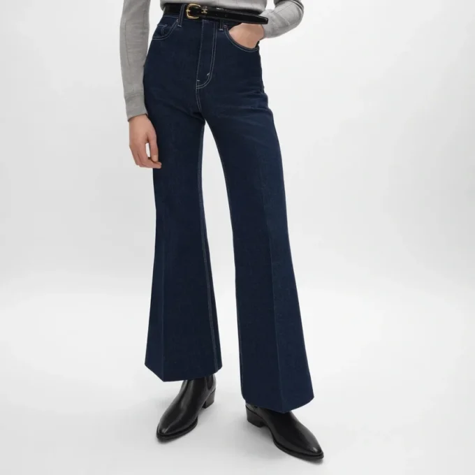 Flare-Jeans 003 aus leichtem Indigo-Denim