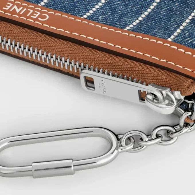 Geldbörse aus gestreiftem Denim mit Strass