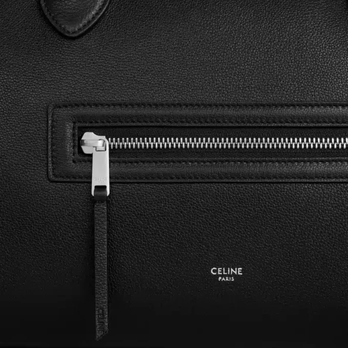 Große Luggage aus genarbtem Kalbsleder Große Luggage aus genarbtem Kalbsleder