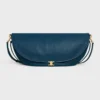Halbmondförmige Soft Triomphe Tasche aus geschmeidigem, glänzendem Lammleder Halbmondförmige Soft Triomphe Tasche aus geschmeidigem, glänzendem Lammleder