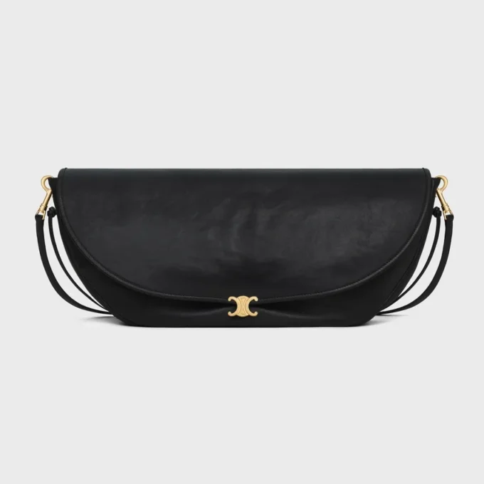 Halbmondförmige Soft Triomphe Tasche aus geschmeidigem, glänzendem Lammleder Halbmondförmige Soft Triomphe Tasche aus geschmeidigem, glänzendem Lammleder