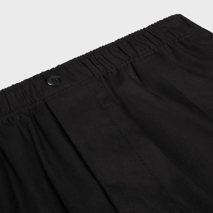 Hose aus Baumwoll- und Leinenstoff Hose aus Baumwoll- und Leinenstoff