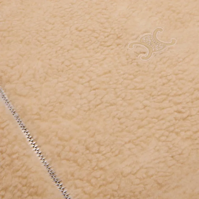 Kapuzenjacke aus Polarfleece Kapuzenjacke aus Polarfleece